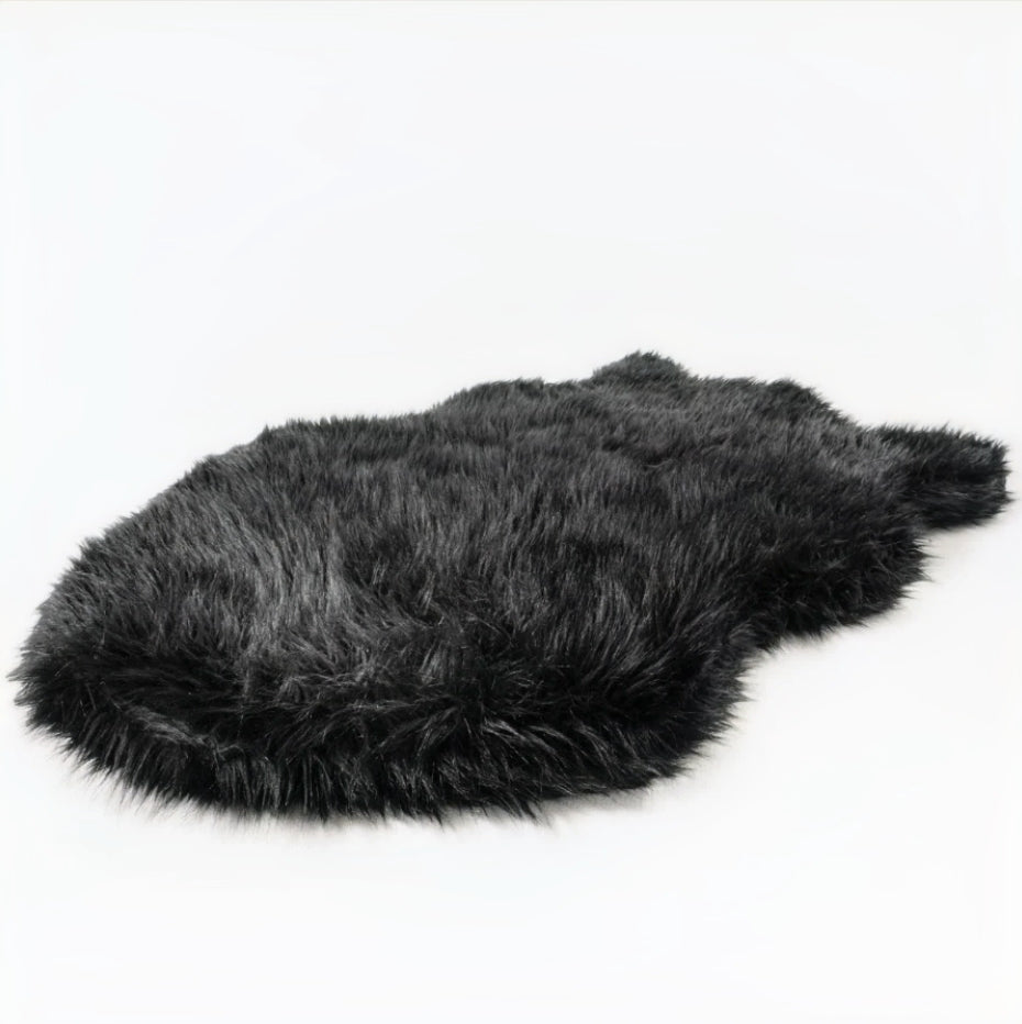 Pup Rug — Curve Midnight Black