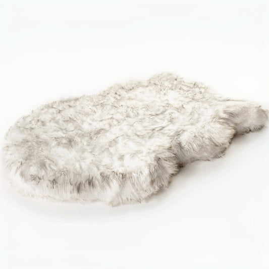 Pup Rug — Curve White with Brown Accents